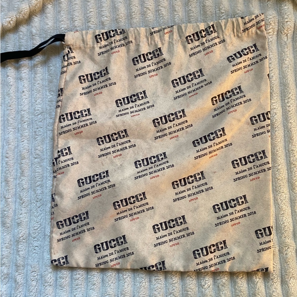 Gucci Maison de l’amour spring/summer 2018 dustbag limited edition